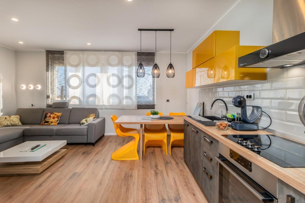 Adastra Apartments With Private Parking And Floor Heating Rijeka Zewnętrze zdjęcie